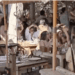 Captura del vídeo denuncia recibido por Noudiari.es en el que se escucha la música y se ve a la gente de fiesta en el local. Imagen Noudiari
