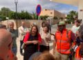 La consellera ha sido recibida en las puertas del centro de salud de Sant Jordi por trabajadoras y trabajadores de GSAIB: técnicos de ambulancias de Ibiza.