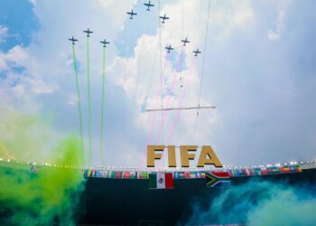 Las letras gigantes de FIFA en la apertura del Mundial 2026, obra de la empresa Kkora Creations, de tres ibicencos. Fotos cedidas a Noudiari por Thomas Clark
