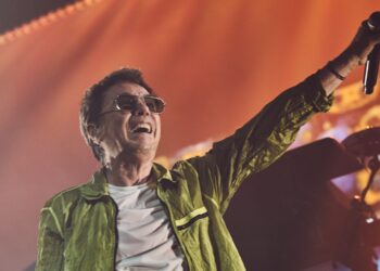 Jean-Michel Jarre disfrutó e hizo disfrutar al público en Amnesia. Fotos Phrank / Amnesia Ibiza