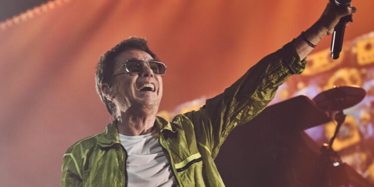 Jean-Michel Jarre disfrutó e hizo disfrutar al público en Amnesia. Fotos Phrank / Amnesia Ibiza