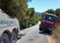 El camión quedó varado en mitad de una pendiente pronunciada en Sant Josep.