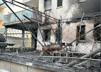 Estado en el que ha quedado el exterior de la vivienda. Fotos: L. F. A.