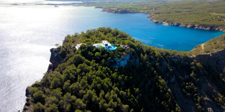 La mansión de 45 millones que es la vivienda más cara ofertada a la venta en el portal Fotocasa.