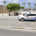 Un coche de la Policía local en la avinguda Doctor Fleming donde sucedieron los hechos.