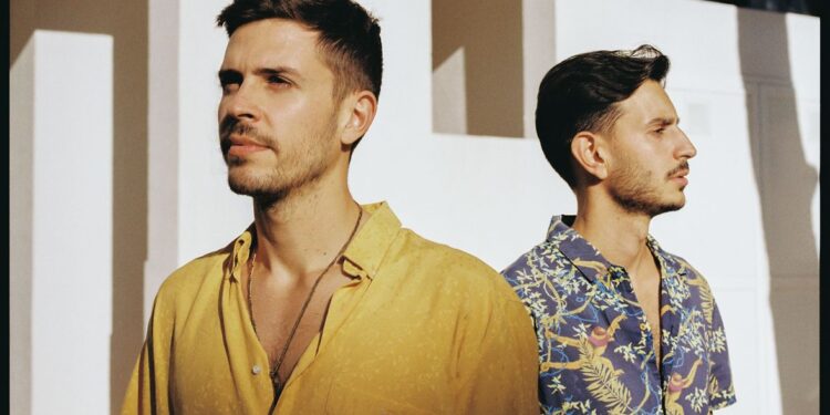 Antonio Blakstad (izq.) y Pere Navarro (der.) en una imagen promocional para el nuevo proyecto Louie Lion.