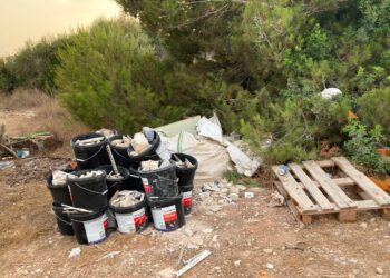 Escombreras en el barrio de Cas Mut de Ibiza. Imágenes Noudiari.es