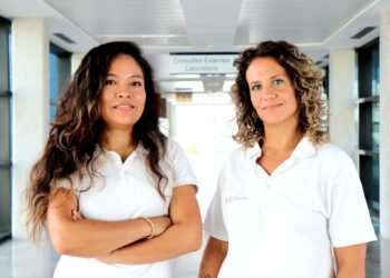 Nuevo equipo de la Unidad de Hospitalización a Domicilio. A la izquierda la Dra. Paola Carolina Guerrero Flores junto a la enfermera Gisela Cazallas Bañales.