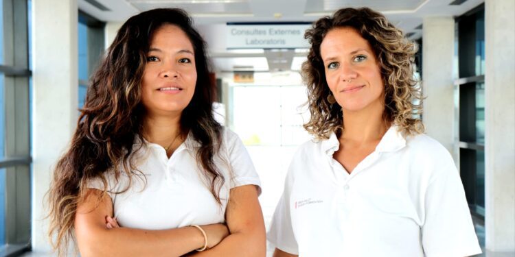Nuevo equipo de la Unidad de Hospitalización a Domicilio. A la izquierda la Dra. Paola Carolina Guerrero Flores junto a la enfermera Gisela Cazallas Bañales.