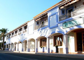 El hostal restaurante La Savina ha sido uno de los más afectados junto con otros de la avenida Mediterrània de Formentera.