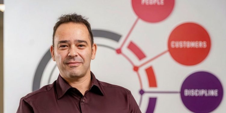 Rafael López, conocido como "Cibercapitán".