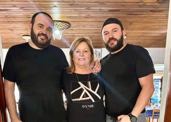 Juan Miguel Riera lleva ahora la cocina de Can Salvadó, restaurante que regenta junto a su hermano Sergio, siguiendo los pasos de su madre, María.