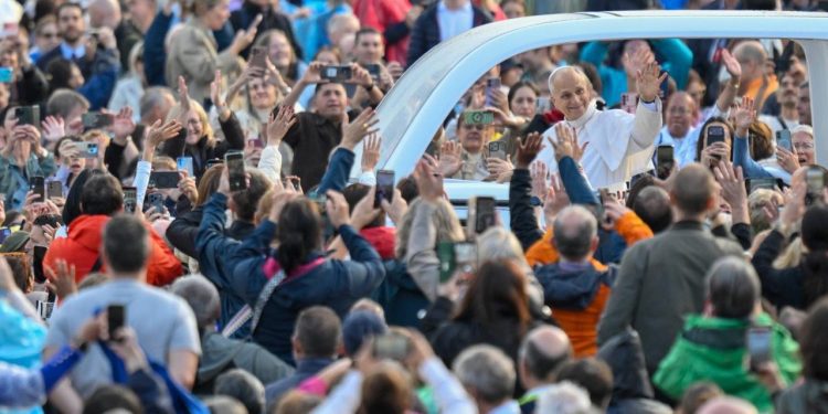 Una imagen de la audiencia papal publicada en Vatican News y facilitada por el Obispado de Ibiza.