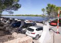 Las placas fotovoltaicas instaladas para dar corriente al Hospital de Formentera generarán además sombra en un área de estacionamiento de vehículos. Foto: Caib