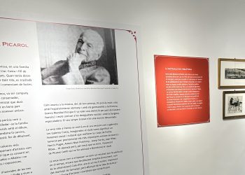 Un retrato de Picarol que recibe al visitante al llegar a Sa Nostra Sala.