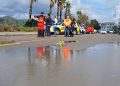 Equipos de Emergencias y de la UME comprueban la situación en Platja d'en Bossa, en el municipio de Sant Josep. Foto: Govern