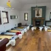 Una imagen del retiro, con cubos para vomitar después de tomar sustancias, facilitada por la Guardia Civil.