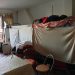 Imagen de las literas hacinadas en pequeñas habitaciones de los pisos inspeccionados. Imagen: Ayto. Sant Antoni