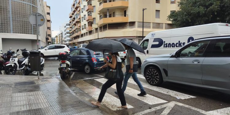 El episodio de lluvia podría traer consigo granizo y fuertes ráfagas de viento. Imagen: Noudiari
